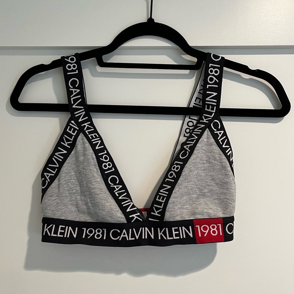 Calvin Klein Modern Cotton Crossback Unlined Bralette and matching bottoms